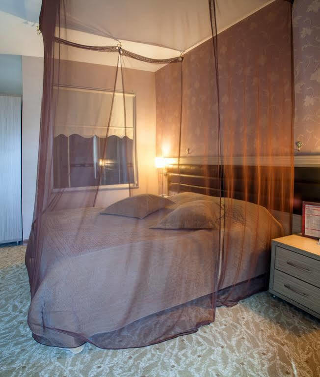 Es Albatros Hotel Ескишехир Екстериор снимка