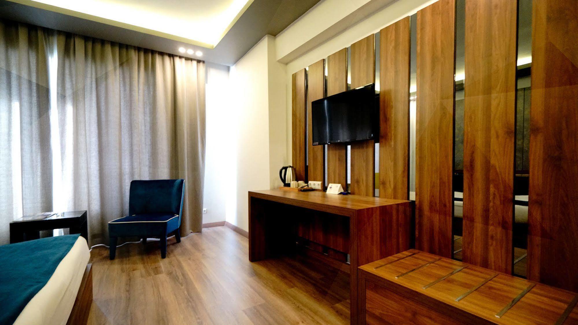 Es Albatros Hotel Ескишехир Екстериор снимка